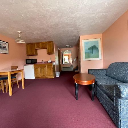 Brentwood Motor Inn South Yarmouth Esterno foto