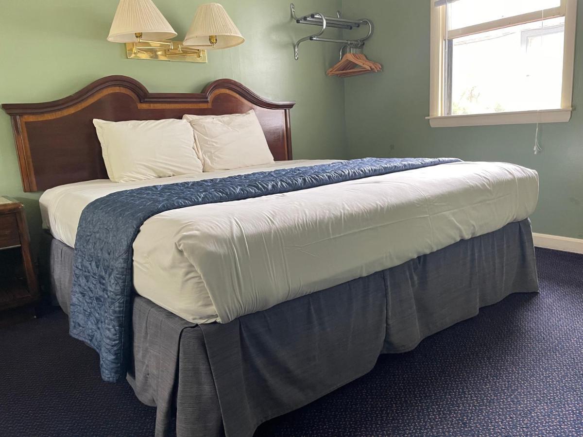 Brentwood Motor Inn South Yarmouth Esterno foto